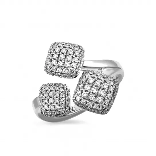 Кольцо с бриллиантами из золота